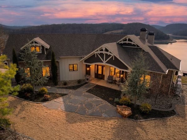 130 Sherwood Forest Lane, Ridgedale, MO 65739