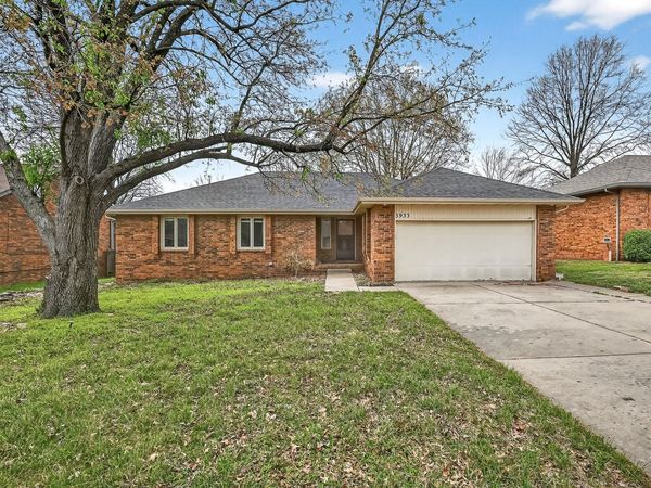 3933 S Gatlin Court, Springfield, MO 65807