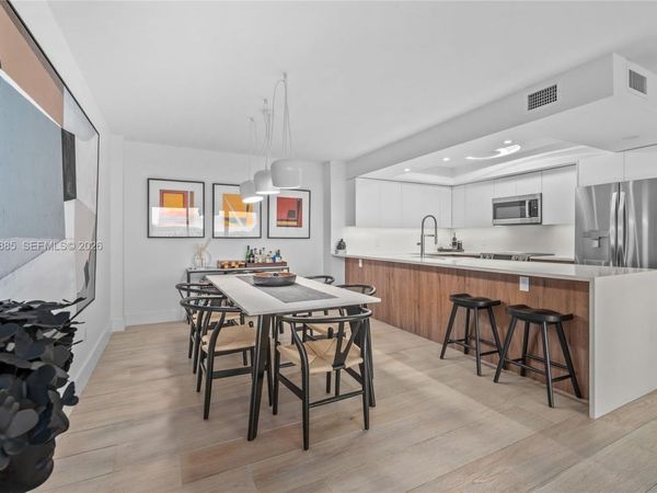 177 Ocean Lane Dr, Unit 812, Key Biscayne, FL 33149