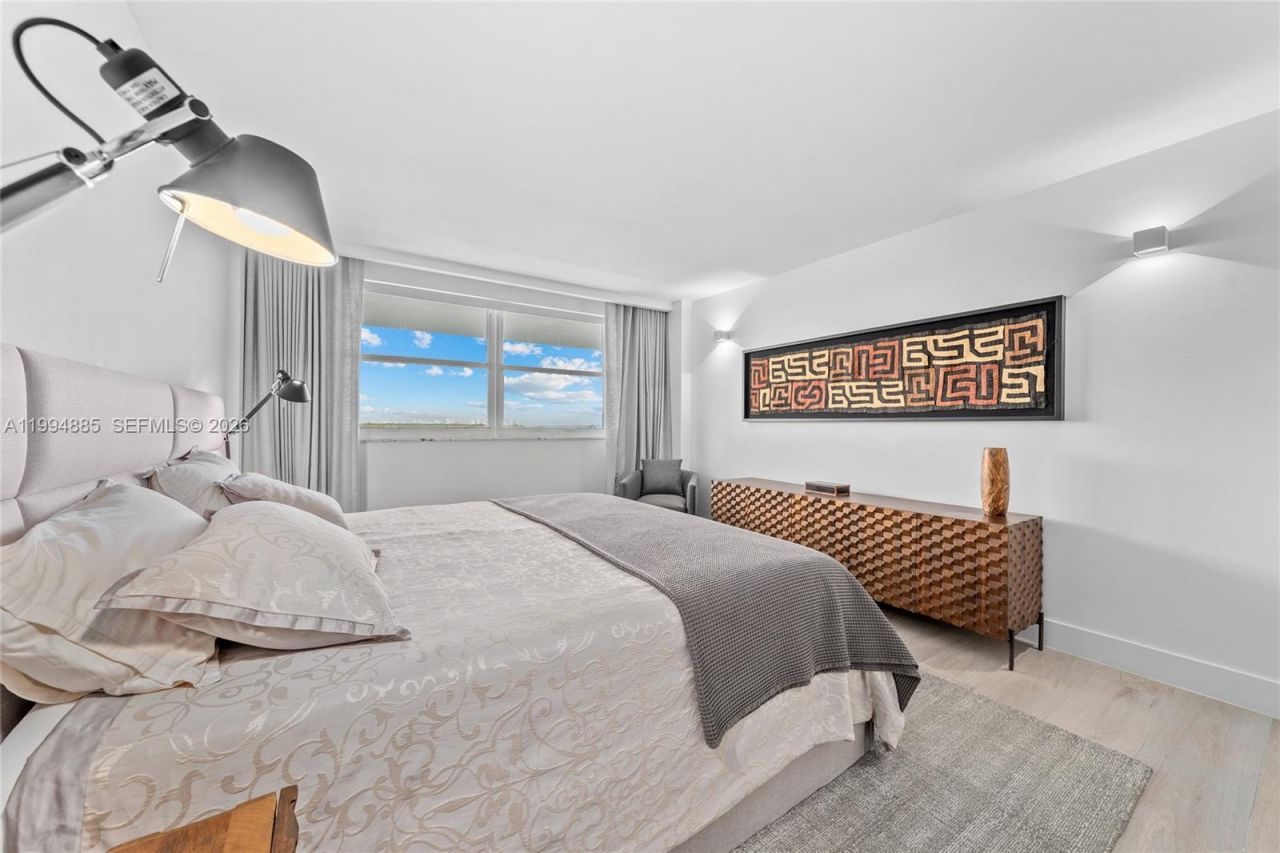 177 Ocean Lane Dr, Unit 812, Key Biscayne, FL 33149 Photo