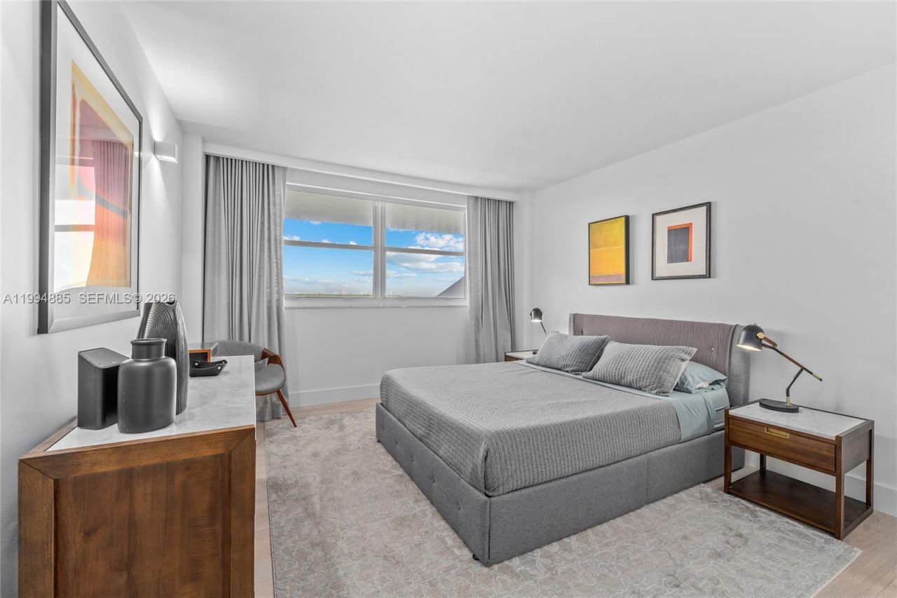 177 Ocean Lane Dr, Unit 812, Key Biscayne, FL 33149 Photo