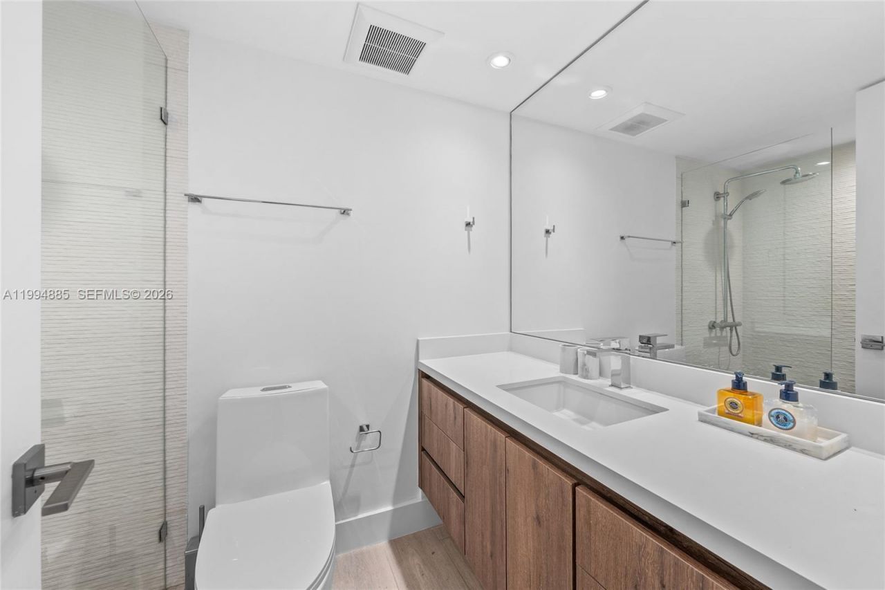 177 Ocean Lane Dr, Unit 812, Key Biscayne, FL 33149 Photo