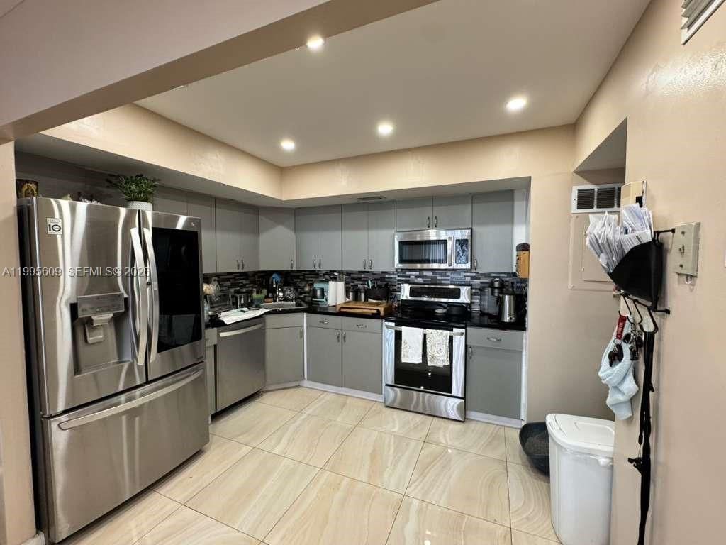 2150 Sans Souci Blvd, Unit B1605, North Miami, FL 33181 Photo