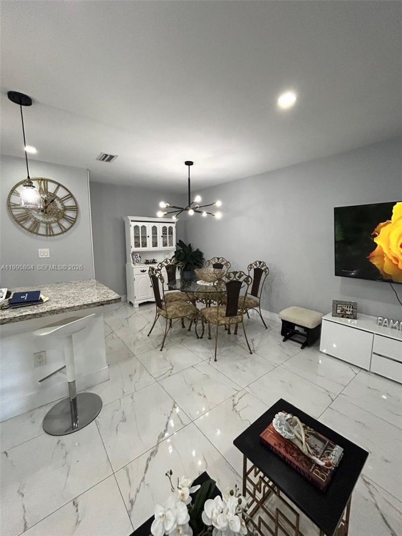 15645 SW 74th Cir Dr, Unit 4-5, Miami, FL 33193 Photo