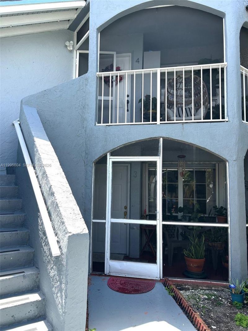 15645 SW 74th Cir Dr, Unit 4-5, Miami, FL 33193 Photo