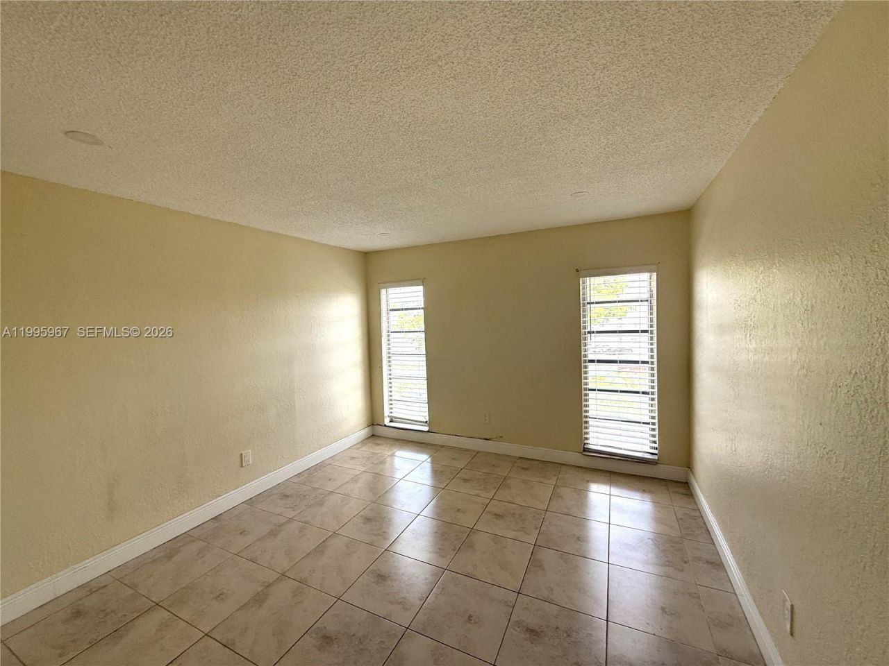 4848 NW 24th Ct, Unit 325, Lauderdale Lakes, FL 33313 Photo