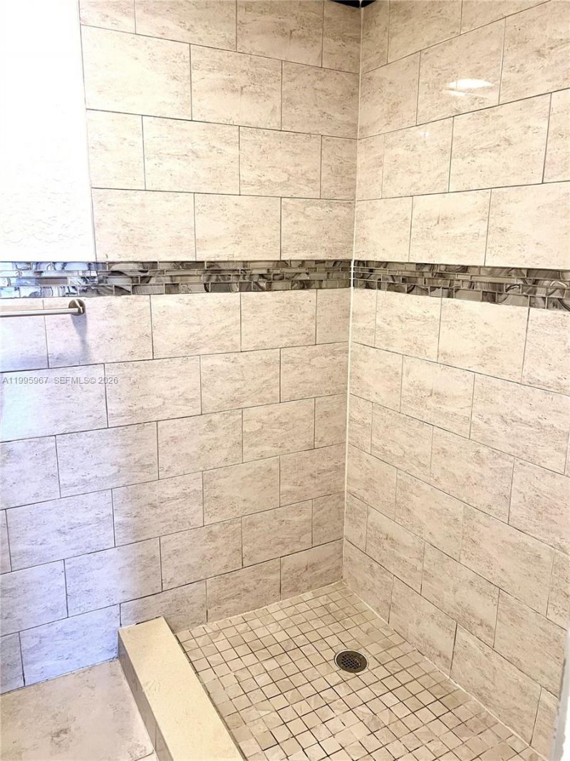 4848 NW 24th Ct, Unit 325, Lauderdale Lakes, FL 33313 Photo