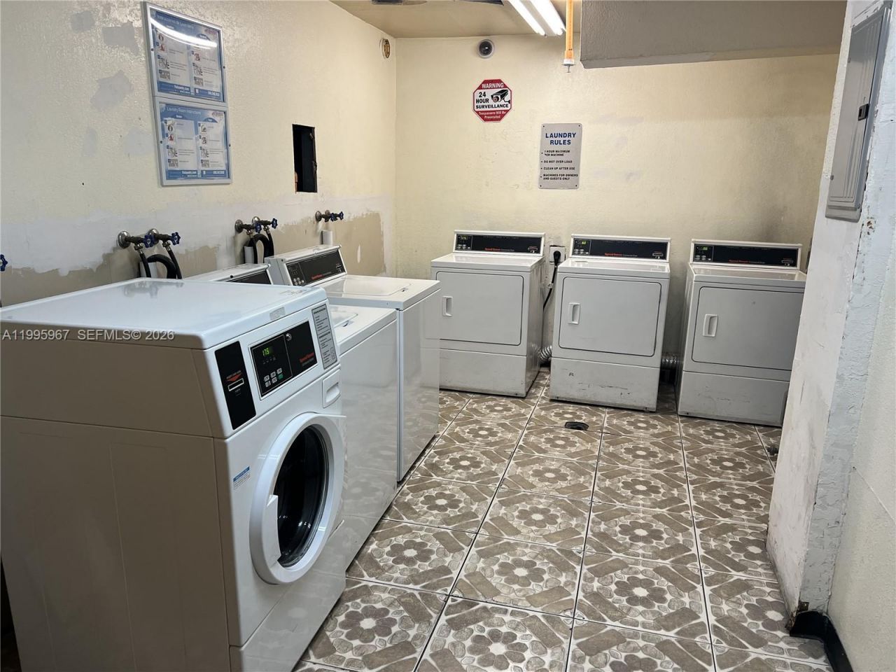 4848 NW 24th Ct, Unit 325, Lauderdale Lakes, FL 33313 Photo