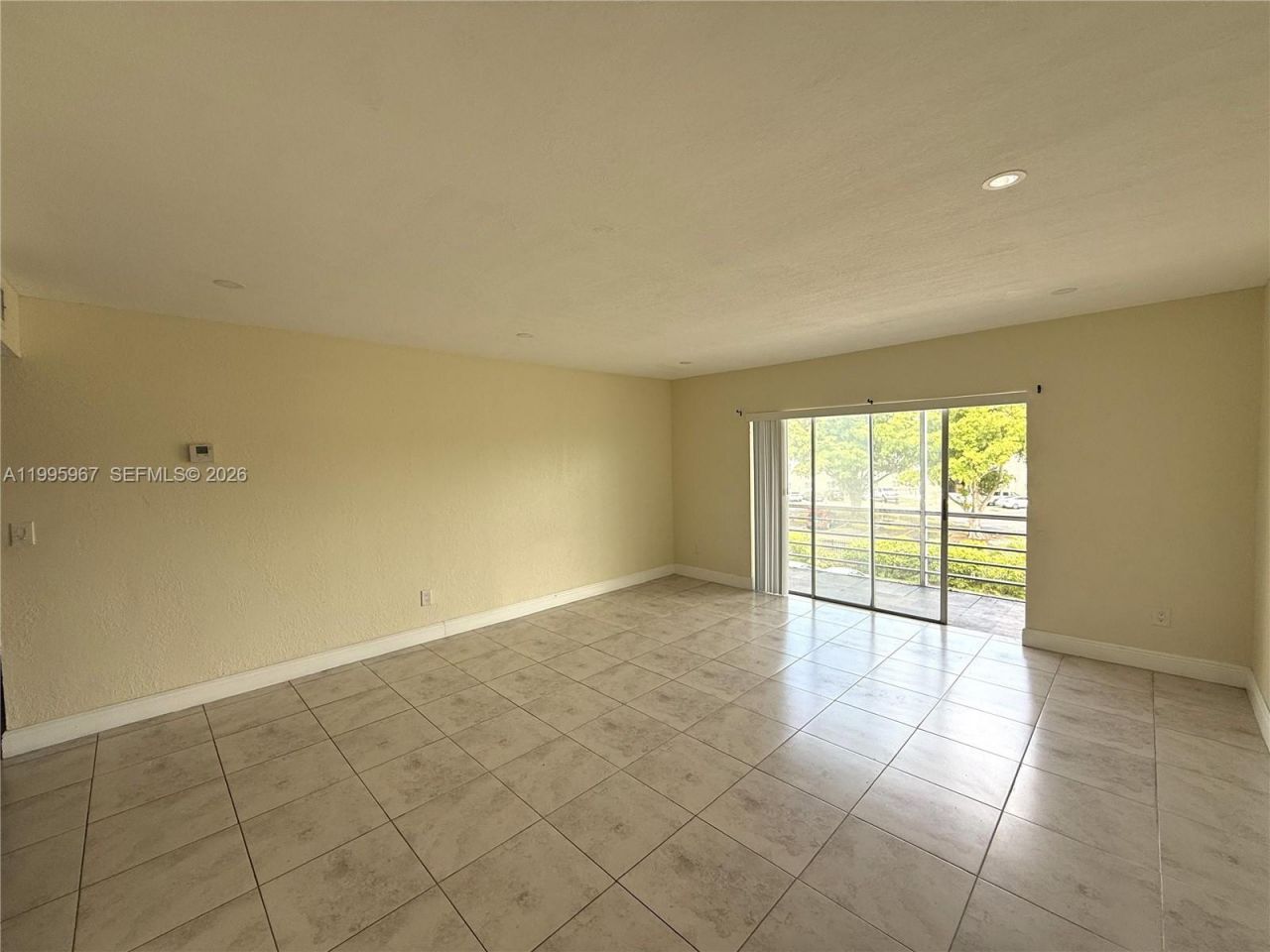 4848 NW 24th Ct, Unit 325, Lauderdale Lakes, FL 33313 Photo