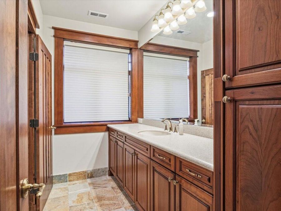 Property Image 68
