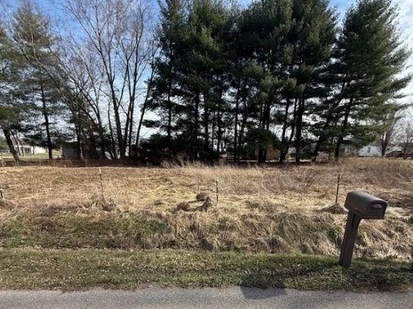 5914 N 1St Street, Bicknell, IN 47512