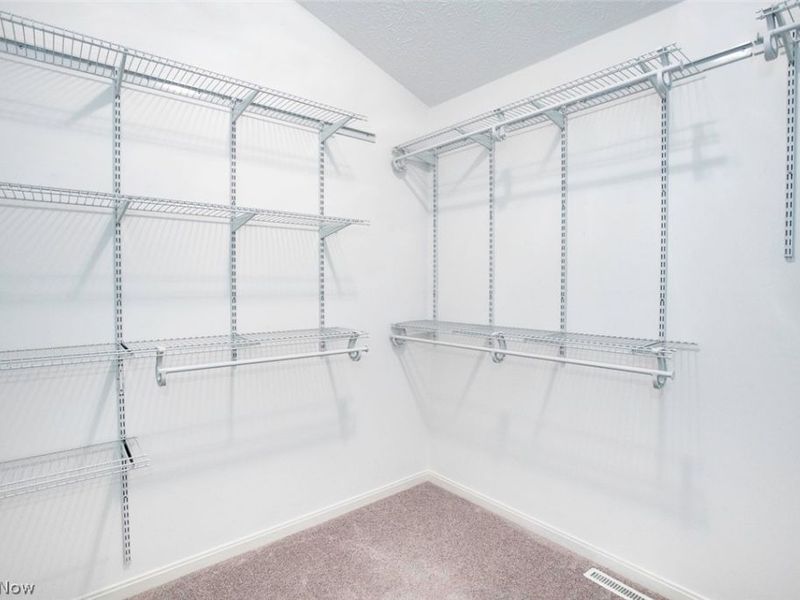 2052 Glenmont Drive , Brunswick, OH 44212 Photo 17