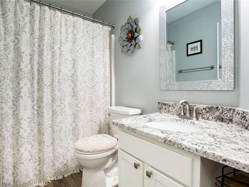 2052 Glenmont Drive , Brunswick, OH 44212 Photo 24