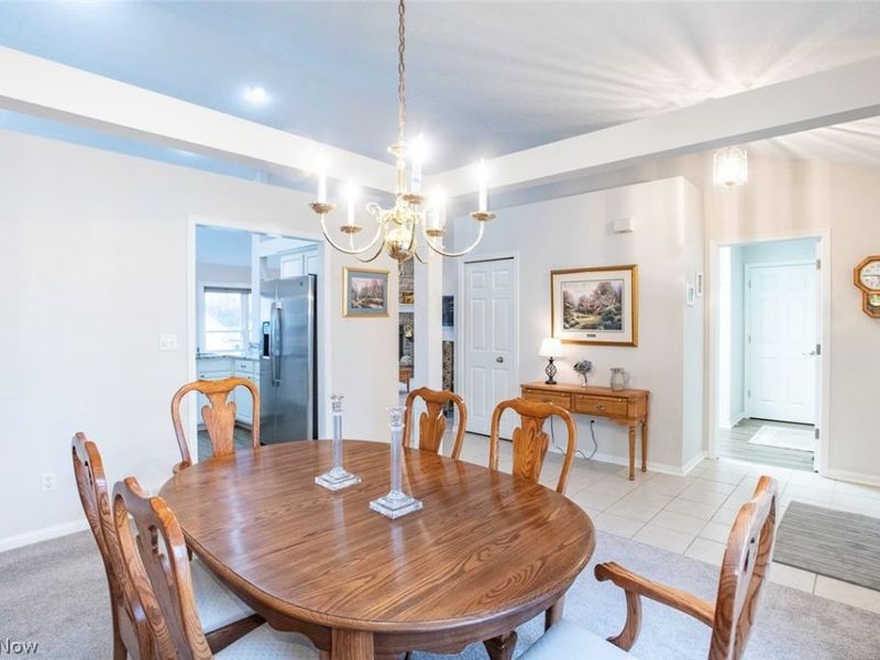 2052 Glenmont Drive , Brunswick, OH 44212 Photo 5