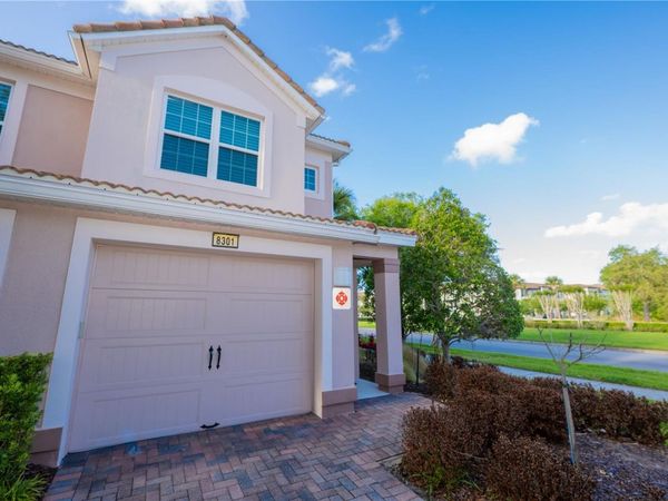 8301 FOSTER DRIVE, Unit 8301, DAVENPORT, FL 33896