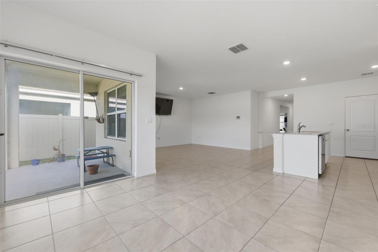 11308 Amber Ridge Drive, Zellwood, FL 32798 Photo