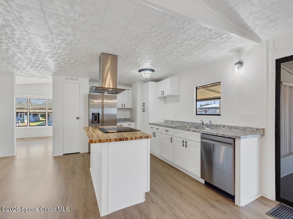 908 Oleander Circle, Barefoot Bay, FL 32976 Photo