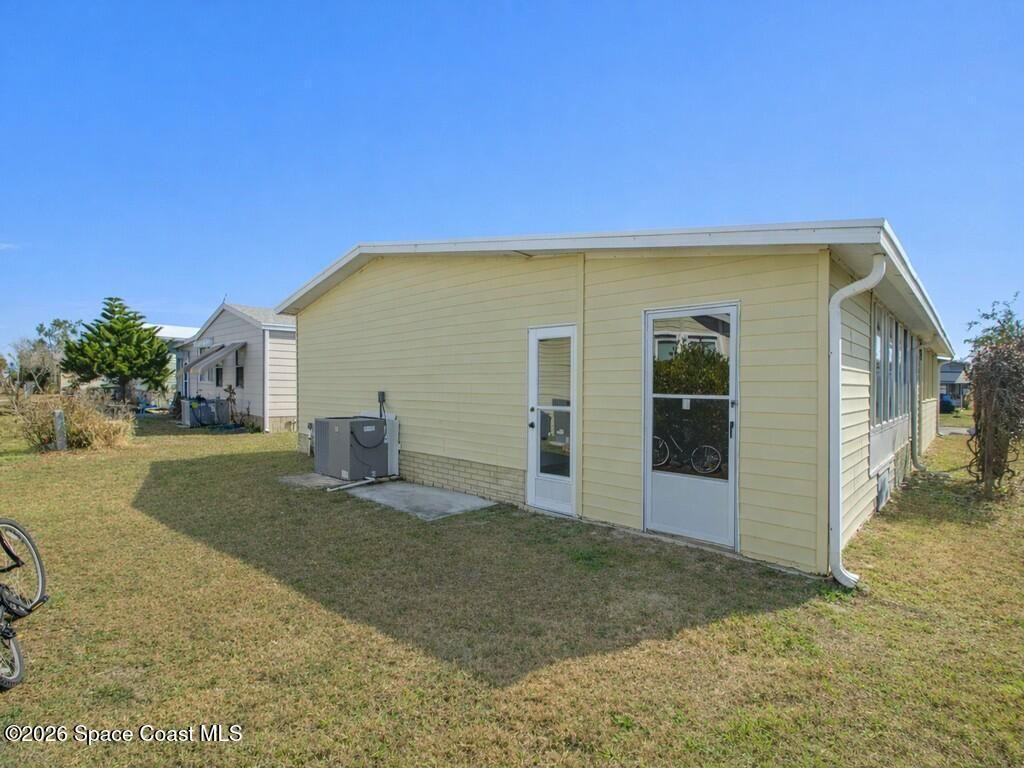 908 Oleander Circle, Barefoot Bay, FL 32976 Photo