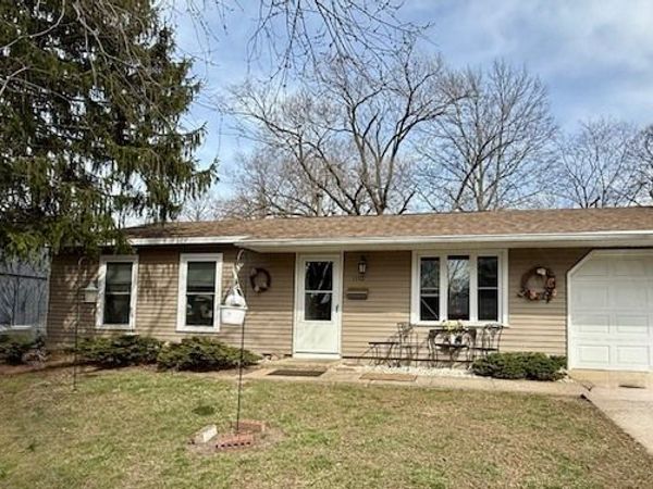 1112 Lanore Drive , Urbana, IL 61802