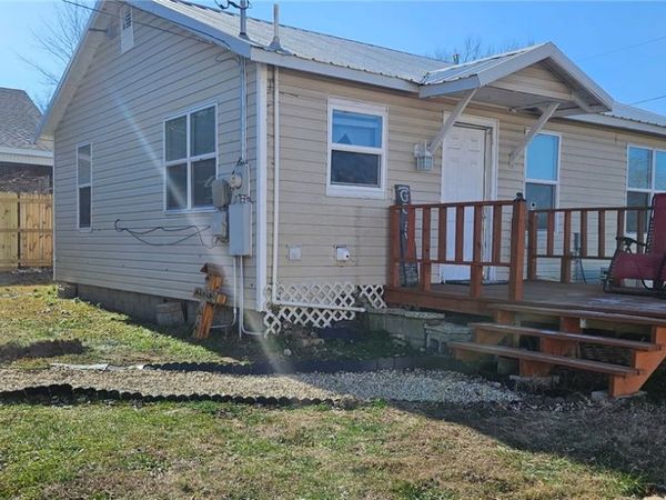 400 S Main Avenue , Lincoln, AR 72744