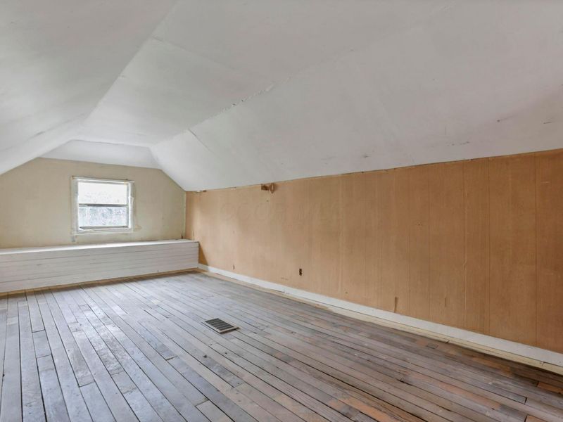 140 S Valley Street, Corning, OH 43730 Photo 17