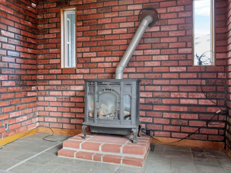 140 S Valley Street, Corning, OH 43730 Photo 31