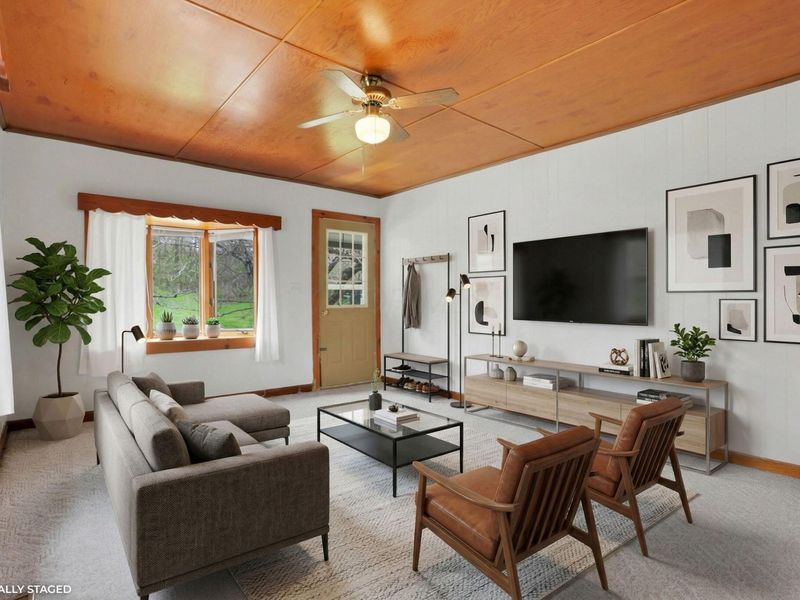 140 S Valley Street, Corning, OH 43730 Photo 4