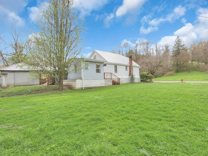 140 S Valley Street, Corning, OH 43730 Photo 43