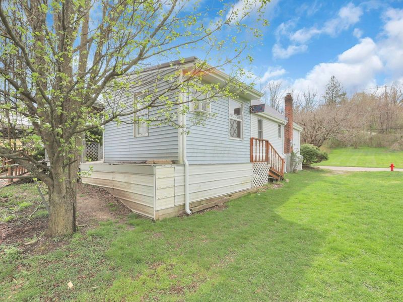 140 S Valley Street, Corning, OH 43730 Photo 47