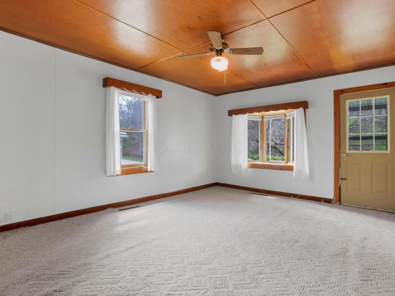 140 S Valley Street, Corning, OH 43730 Photo 48