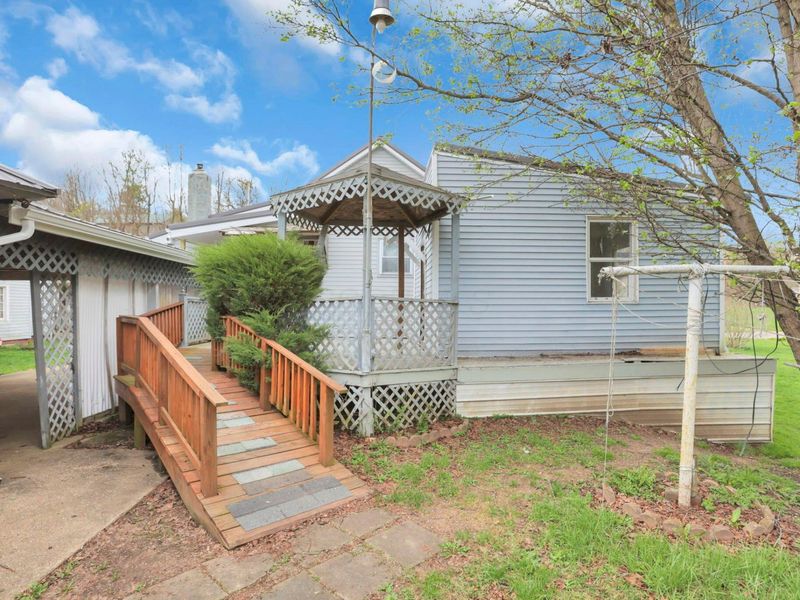 140 S Valley Street, Corning, OH 43730 Photo 52