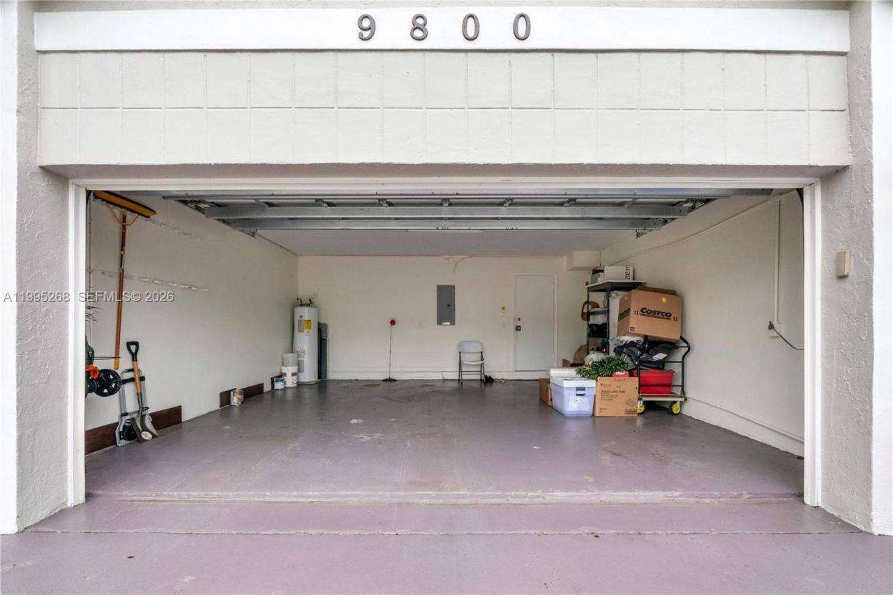 9800 Glacier Dr, Miramar, FL 33025 Photo