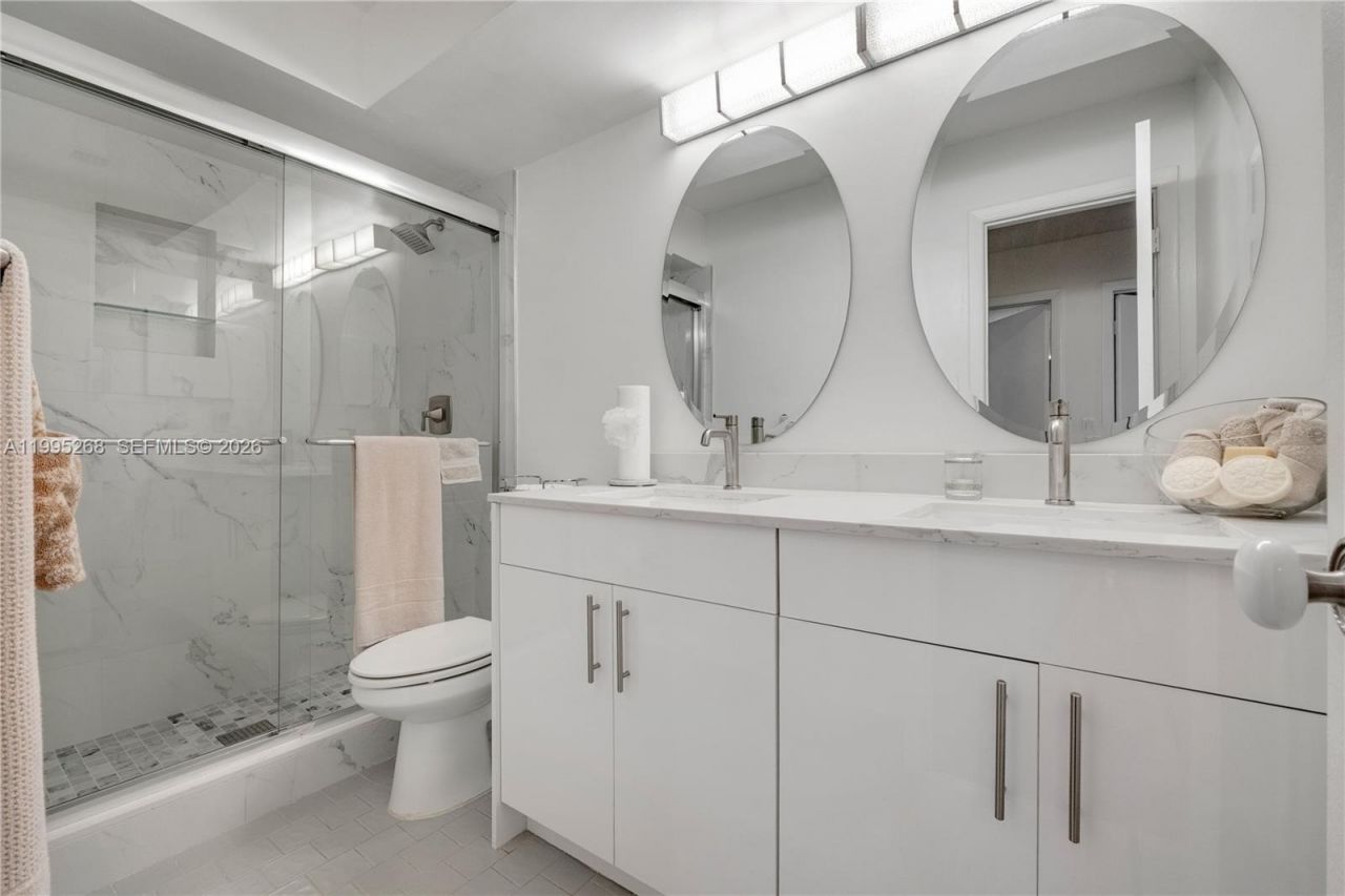 9800 Glacier Dr, Miramar, FL 33025 Photo