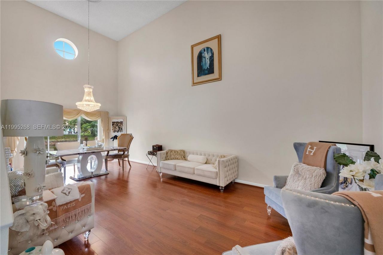 9800 Glacier Dr, Miramar, FL 33025 Photo