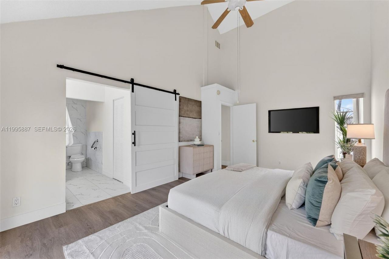 2710 Azalea Ave , Miramar, FL 33025 Photo