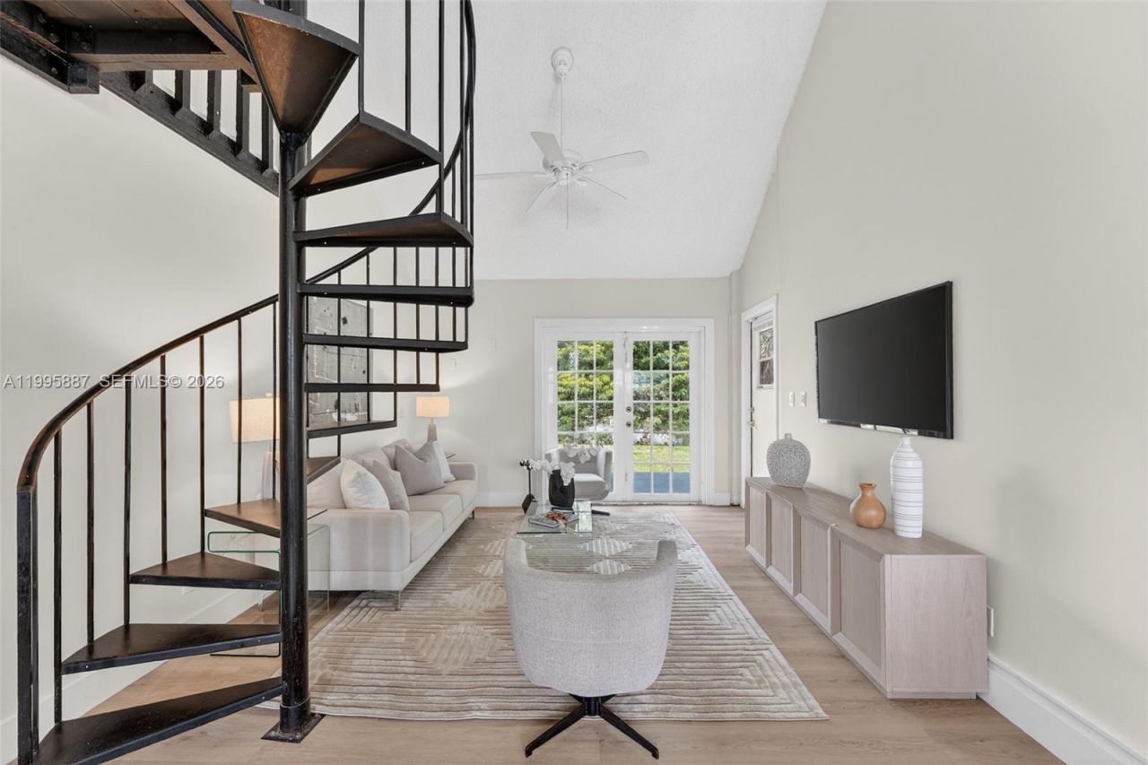 2710 Azalea Ave , Miramar, FL 33025 Photo