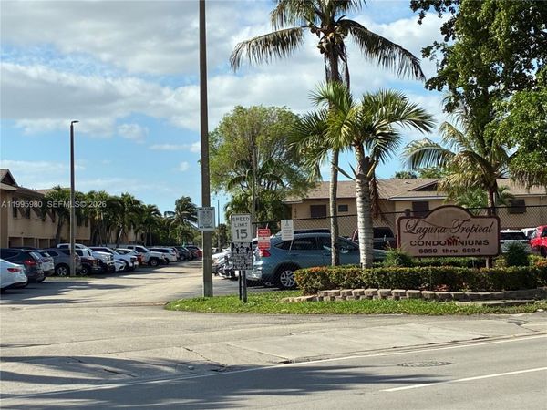 6858 NW 173rd Dr, Unit 305, Hialeah, FL 33015