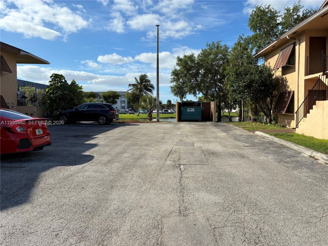 6858 NW 173rd Dr, Unit 305, Hialeah, FL 33015 Photo