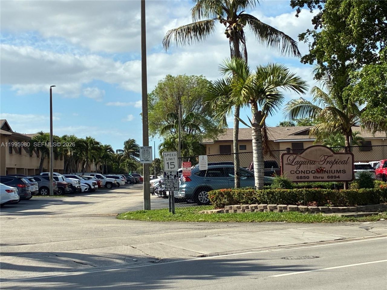 6858 NW 173rd Dr, Unit 305, Hialeah, FL 33015 Photo