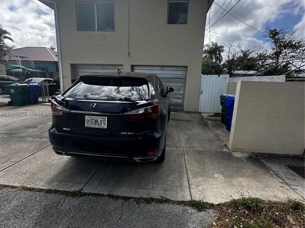 2420 SW 34 ave, Unit A, Miami, FL 33145