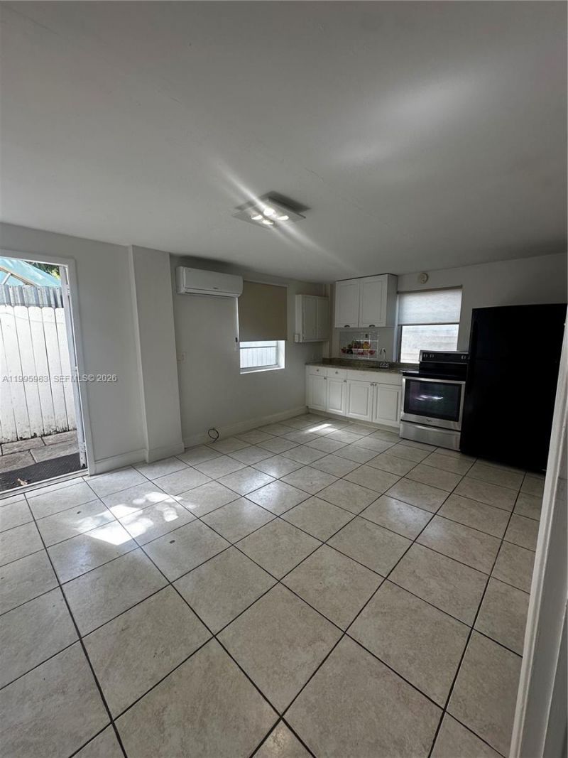 2420 SW 34 Ave, Unit A, Miami, FL 33145 Photo