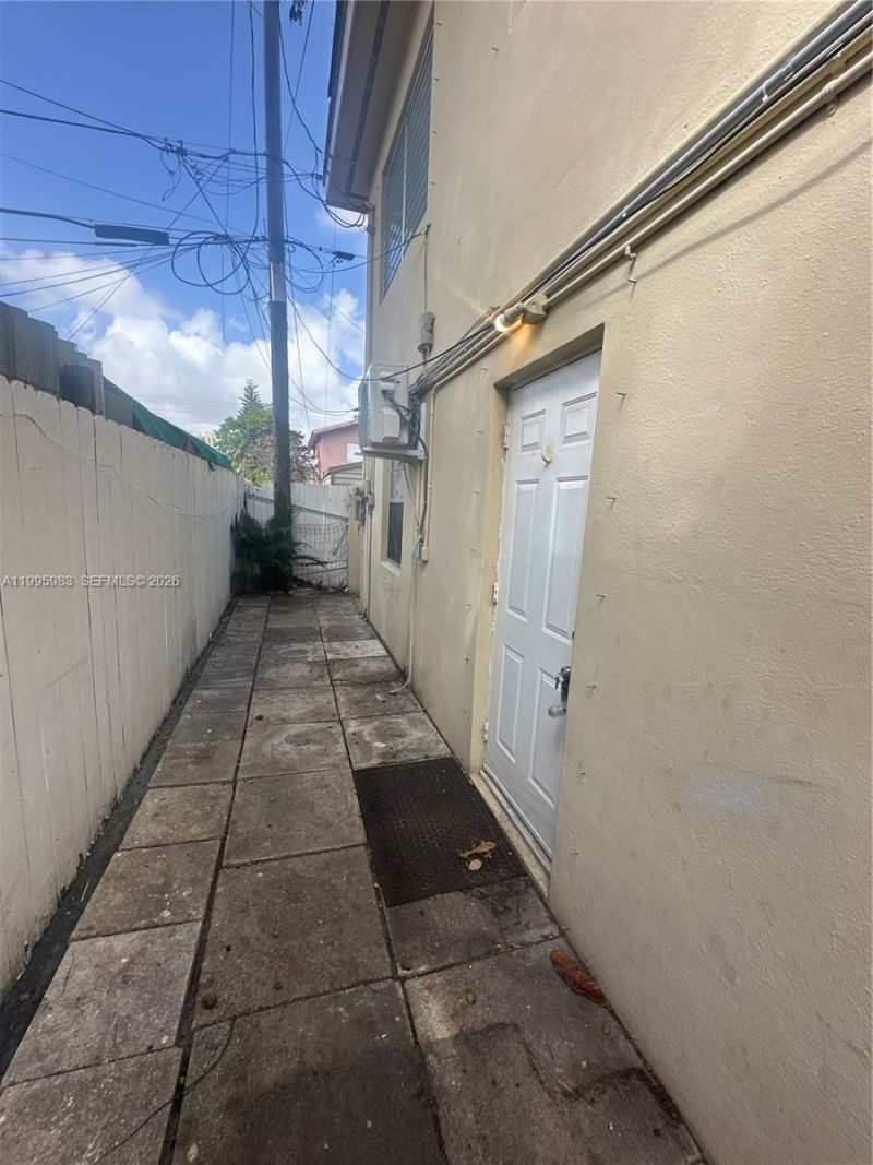 2420 SW 34 Ave, Unit A, Miami, FL 33145 Photo