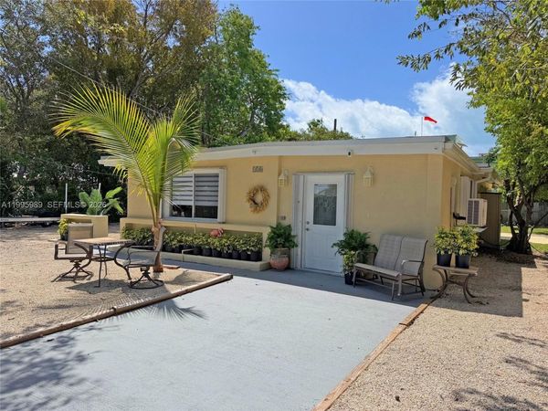 158 Pearl Ave , Plantation Key, FL 33070