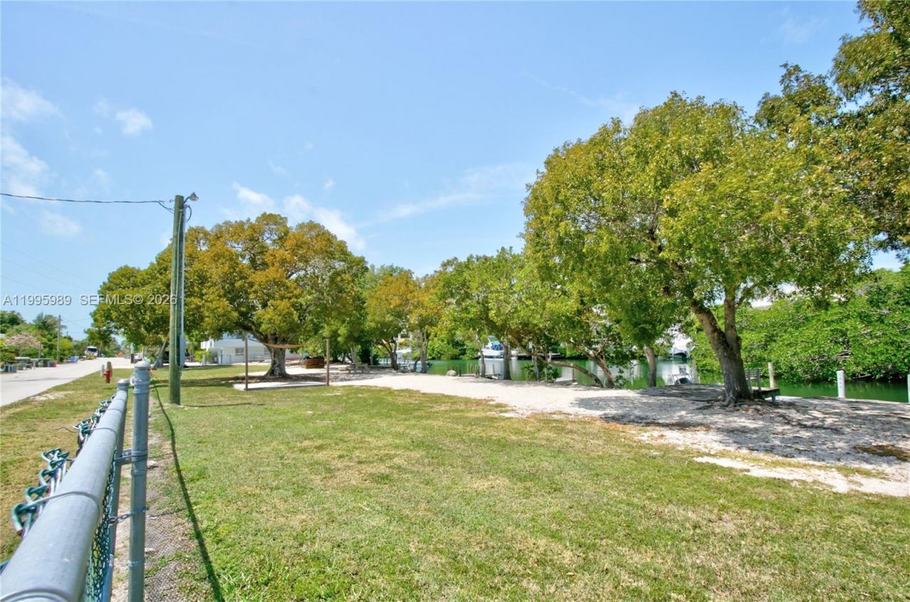 158 Pearl Ave , Plantation Key, FL 33070 Photo