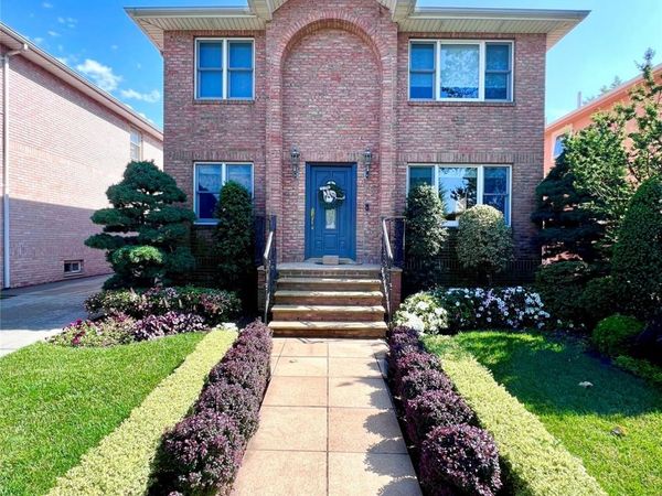 15724 20th Road , Whitestone, NY 11357