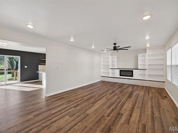 120 Preston Street, Crocker, MO 65452