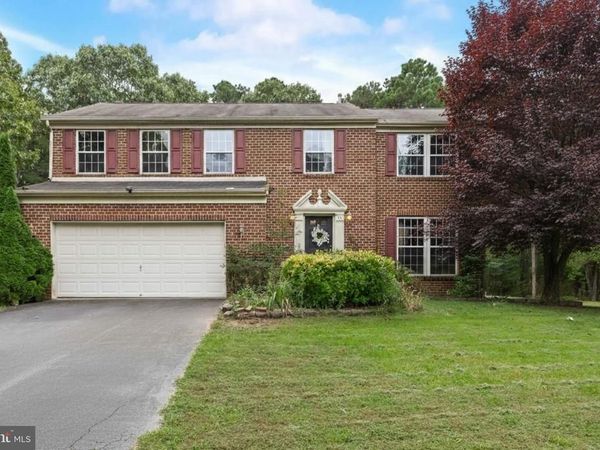 15 HOLLY HILLS LANE , BRIDGETON, NJ 08302