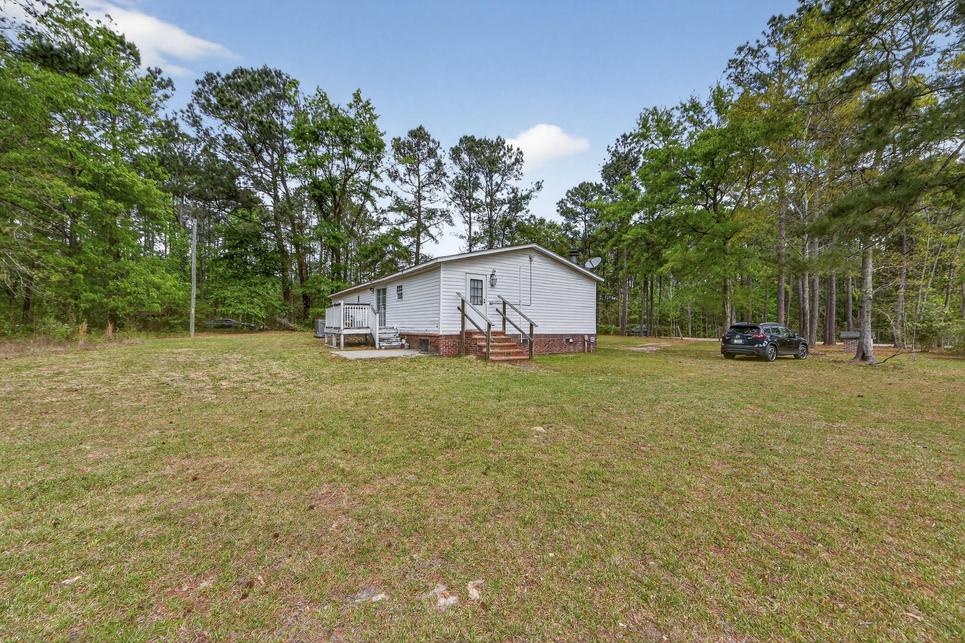 1093 Tobacco Road Photo 22