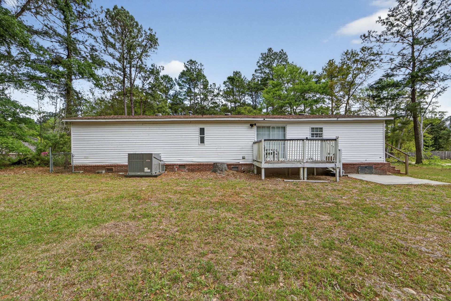 1093 Tobacco Road Photo 23