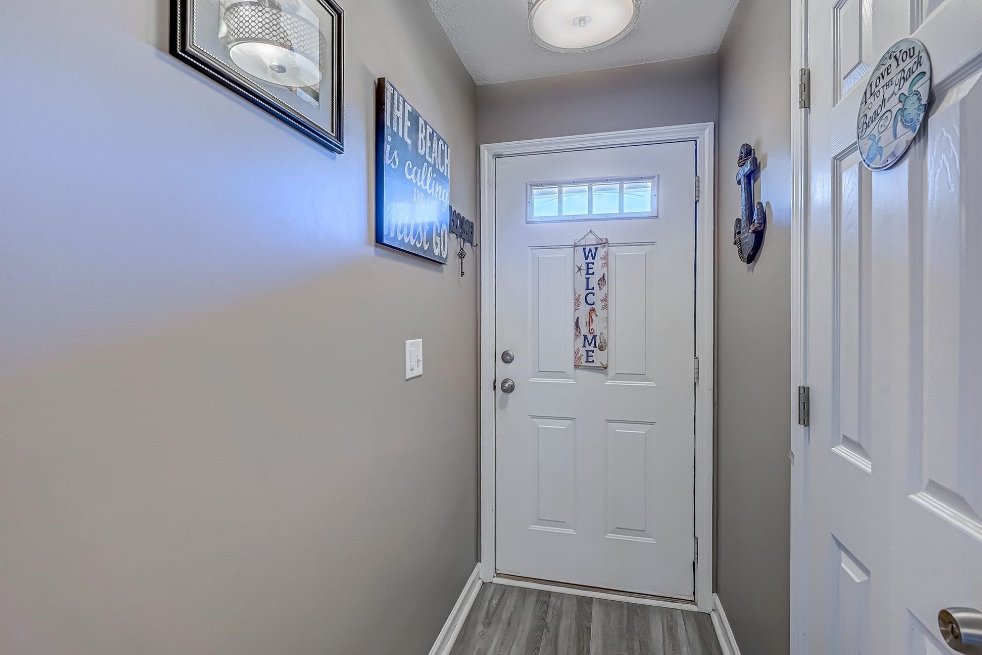 764 Wilshire Ln. Photo 10